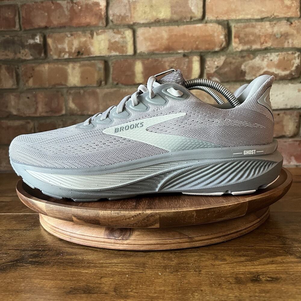 Brooks Ghost 17 Men's 10.5 2E Gray Neutral Cushion Running Shoes Sneakers